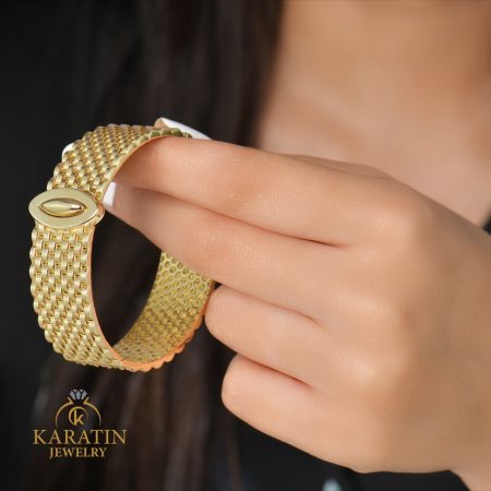 Trendy Gold Bracelet for Women