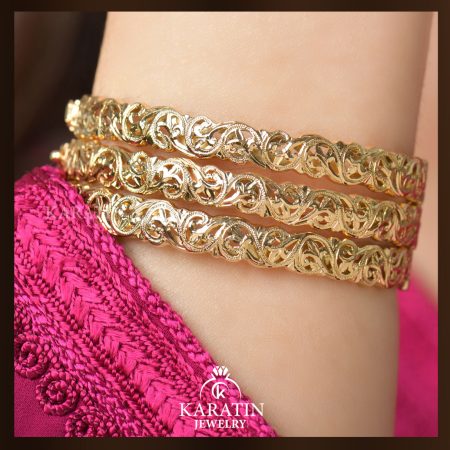 Set of three Traditional Gold Bracelets for Women